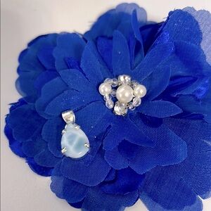 Larimar NWOT Elegant Blue Stone Pendant in 925 Sterling Silver Setting (Stamped)